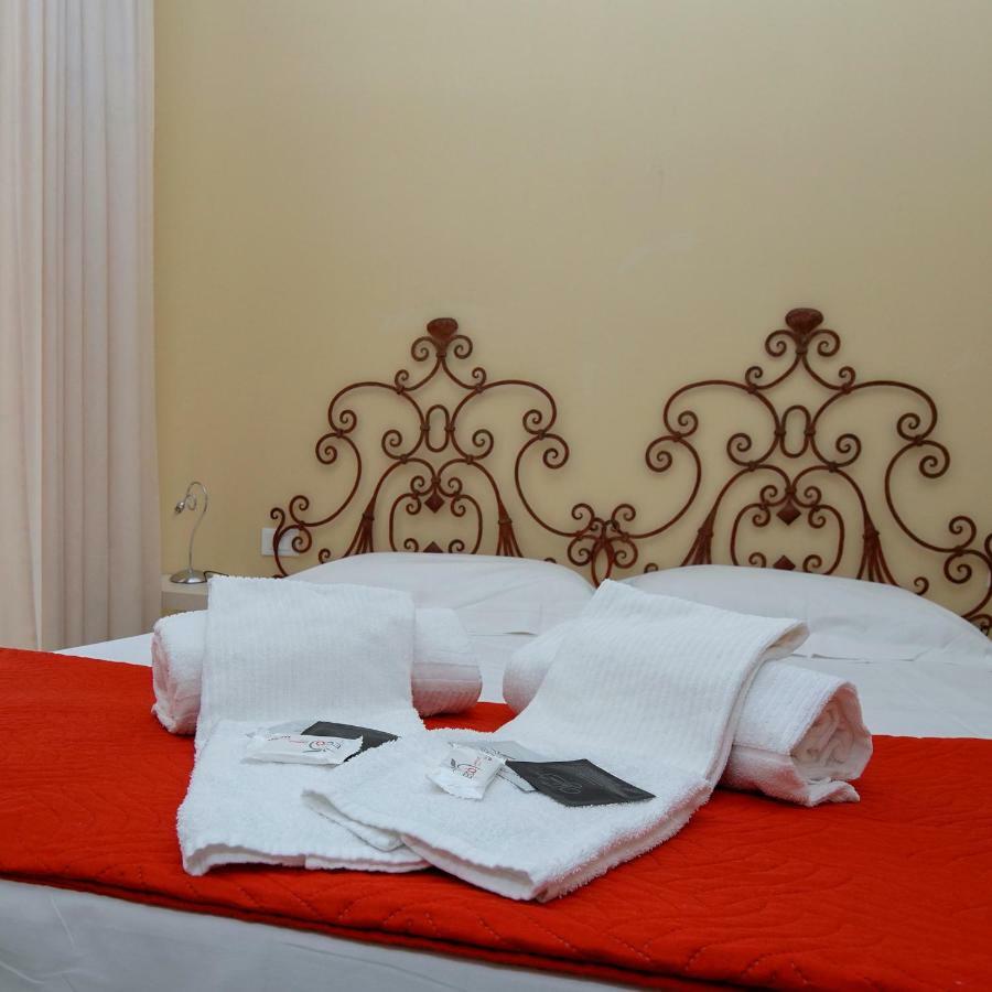 Sant'Agostino'S House Apartment ลาสเปเซีย ภายนอก รูปภาพ