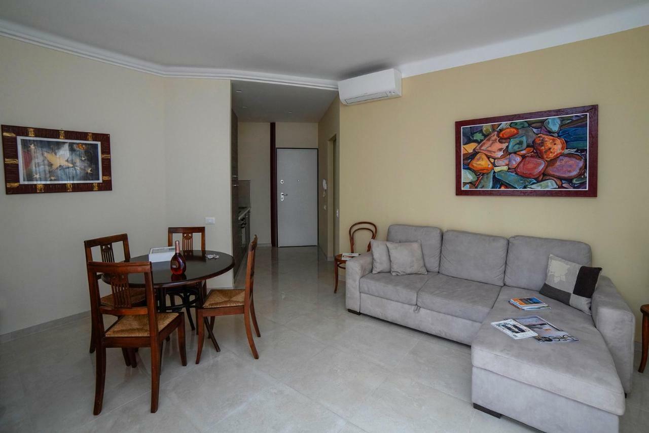 Sant'Agostino'S House Apartment ลาสเปเซีย ภายนอก รูปภาพ